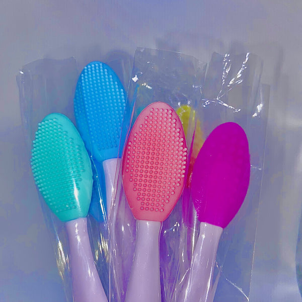 Lip Scrubbers